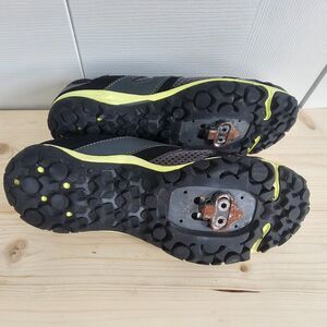 Perl Izumi Mountain Cycling Shoes - Pre-Owned with Shimano Clips